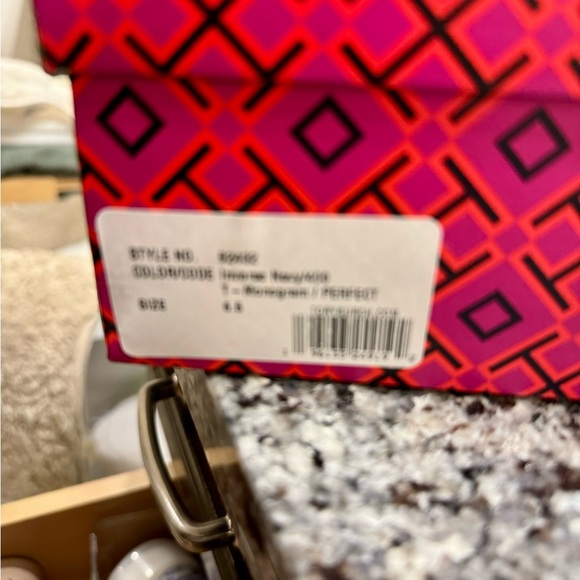 Tory Burch Espadrille Sandals Navy and Cream Size 6.5 - Picture 9 of 9